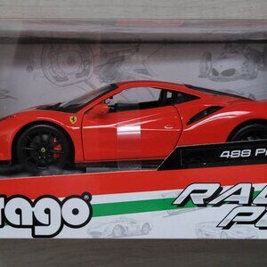 Bburago Race + Play new 2024 - Ferrari 488 Pista 1/24
